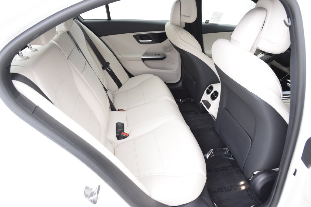 Used 2024 Mercedes-Benz C 300 Sedan image 19