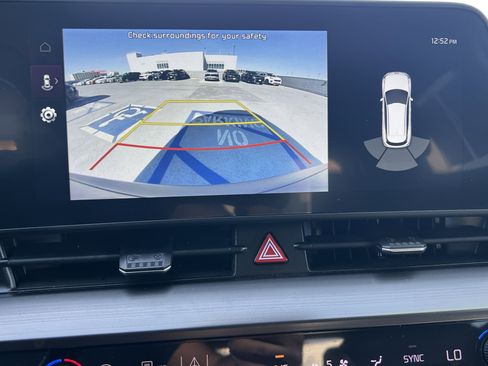 Certified 2024 Kia Sportage EX image 32