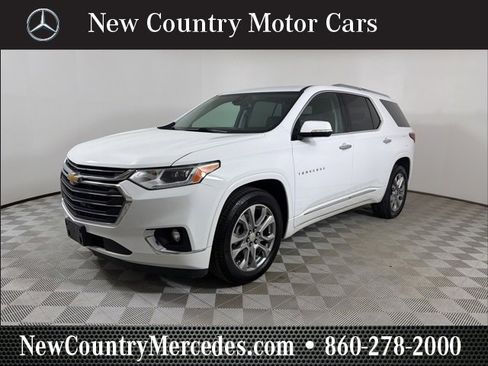Used 2018 Chevrolet Traverse Premier image 3