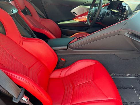 Used 2021 Chevrolet Corvette Stingray Preferred Cpe w/ Battery Protection Package RWD image 11