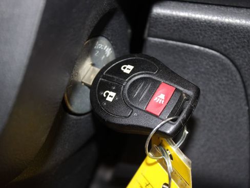 Used 2014 Nissan Versa Note SV FWD image 26