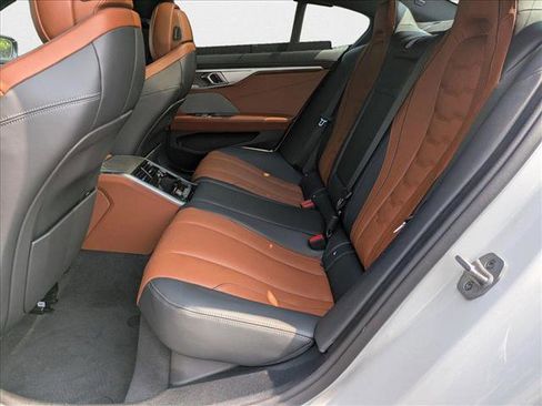 Used 2025 BMW i5 xDrive40 w/ M Sport Package image 16