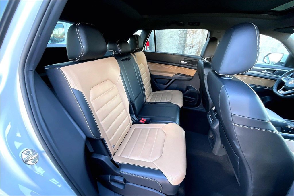 Used 2022 Volkswagen Atlas Cross Sport SEL Premium R-Line AWD/4WD image 26