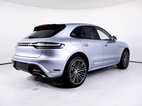 New 2026 Porsche Macan image 28