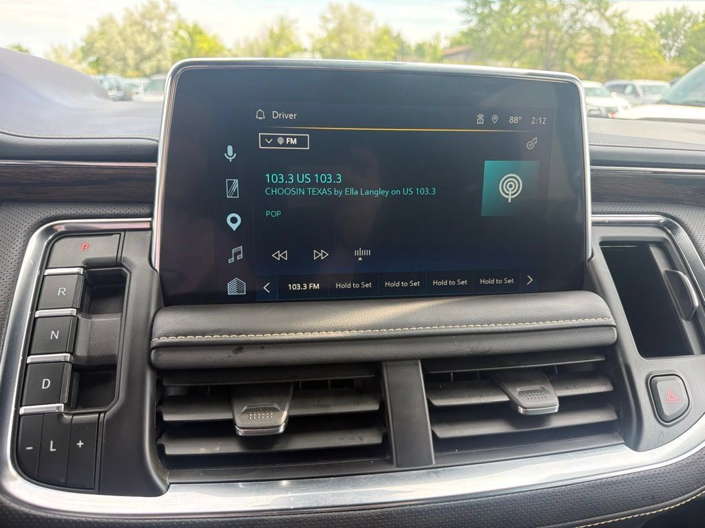Certified 2023 Chevrolet Suburban Premier w/ Advanced Technology Package AWD/4WD image 15