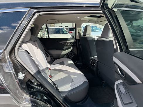 Used 2025 Subaru Outback Premium image 26