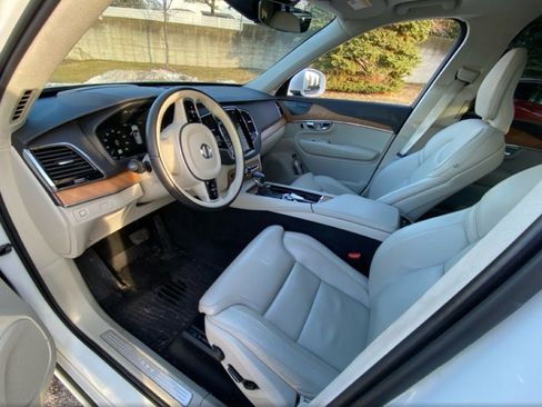 Used 2019 Volvo XC90 T6 Inscription w/ Luxury Package image 13