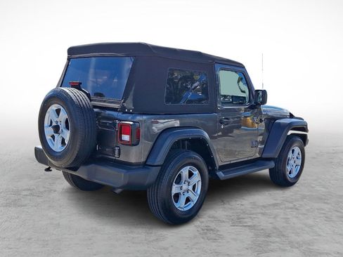 Used 2021 Jeep Wrangler Sport S image 5
