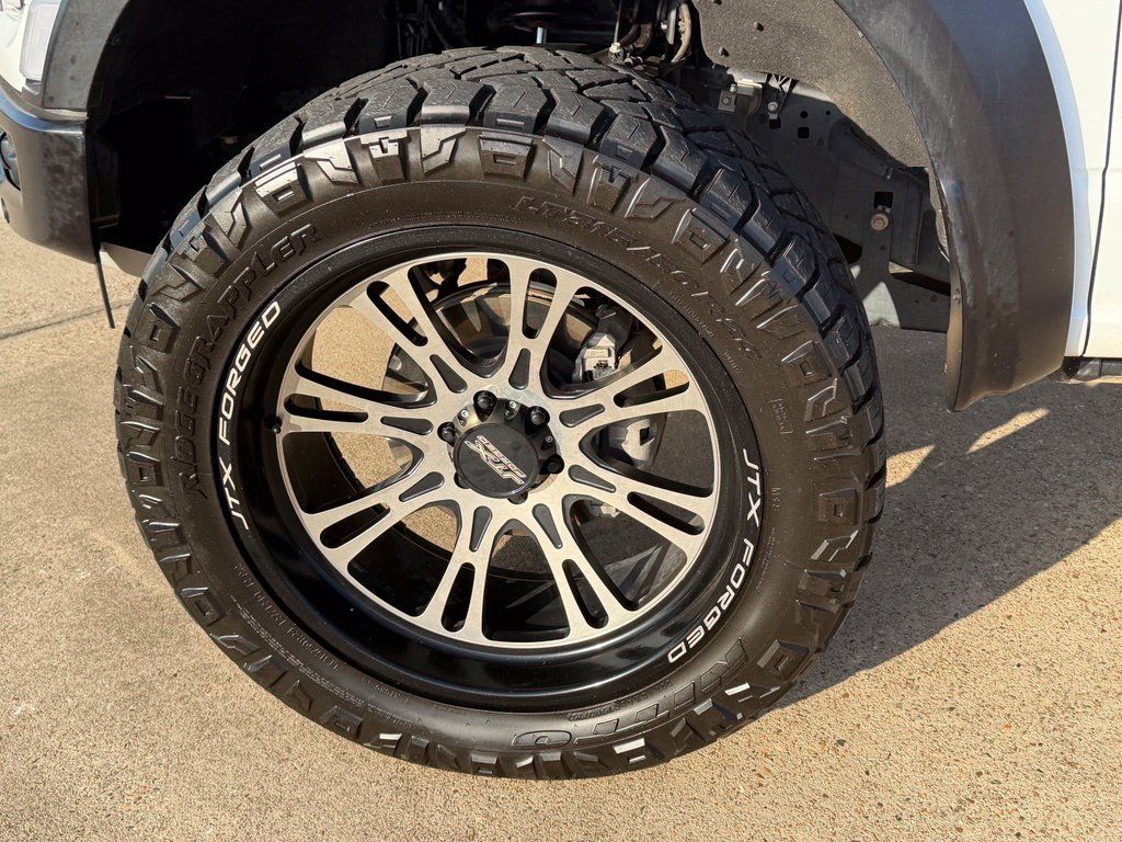 Used 2025 Ford F150 Raptor AWD/4WD image 12