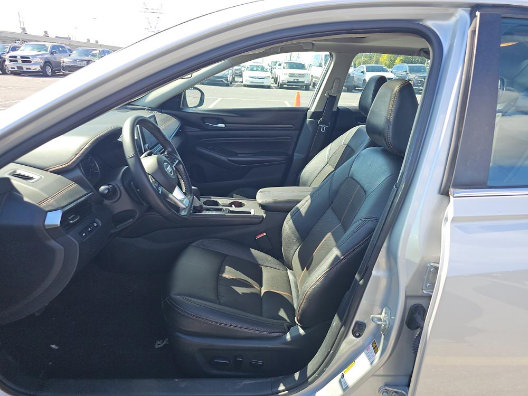 Used 2021 Nissan Altima 2.5 SR w/ SR Premium Package FWD image 7