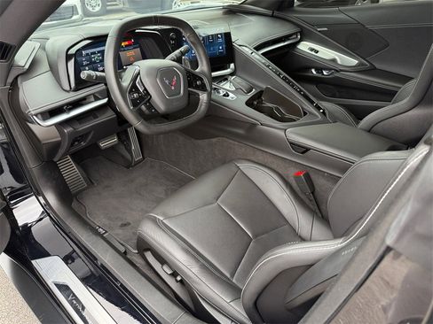 Used 2024 Chevrolet Corvette Stingray Coupe w/ 1LT image 11