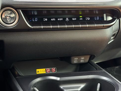 Used 2023 Lexus UX 250h FWD w/ Premium Package image 33