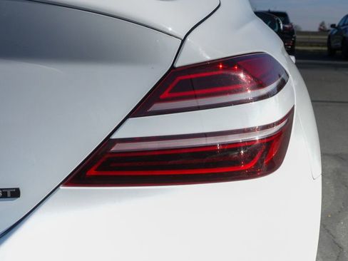 Used 2022 Genesis G70 3.3T image 6