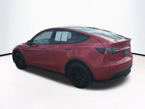 Used 2021 Tesla Model Y Long Range AWD/4WD image 7