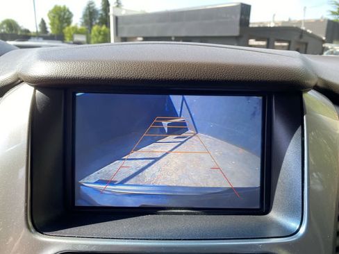 Used 2016 Chevrolet Suburban LTZ AWD/4WD image 25