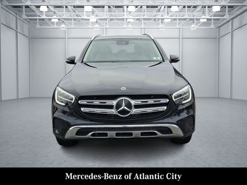 Certified 2022 Mercedes-Benz GLC 300 4MATIC image 2