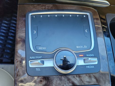 Used 2017 Audi Q7 3.0T Premium Plus image 31