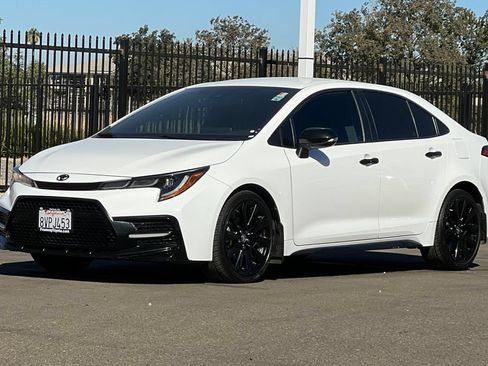 Certified 2021 Toyota Corolla SE w/ Carpet Mat Package (TMS) FWD image 10