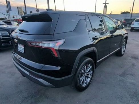 Used 2026 Chevrolet Equinox LT image 8