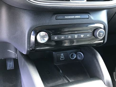 Used 2024 Ford Escape Platinum image 8