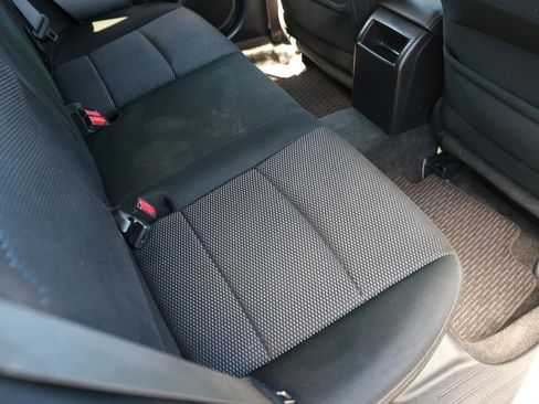 Used 2015 Subaru Outback 2.5i Premium image 12