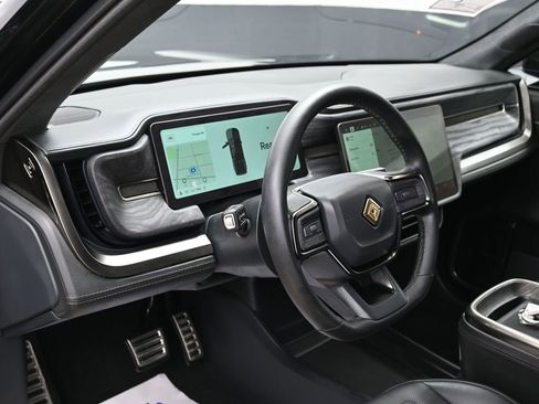 Used 2022 Rivian R1T Adventure image 17