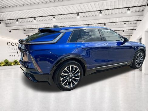 Used 2024 Cadillac Lyriq Sport AWD/4WD image 9