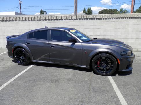 Used 2023 Dodge Charger SRT Hellcat w/ Harman/Kardon Audio Group image 3