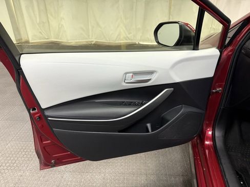 Used 2022 Toyota Corolla SE image 22