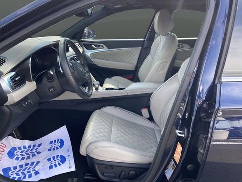 Used 2023 Genesis G70 3.3T w/ Sport Prestige Package image 4