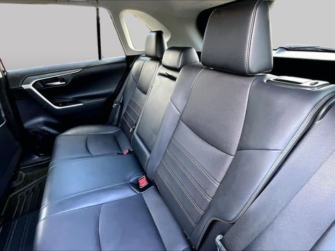 Used 2020 Toyota RAV4 Limited w/ Limited Grade Weather Package AWD/4WD image 21