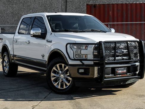 Used 2017 Ford F150 King Ranch w/ Equipment Group 601A Luxury AWD/4WD image 7