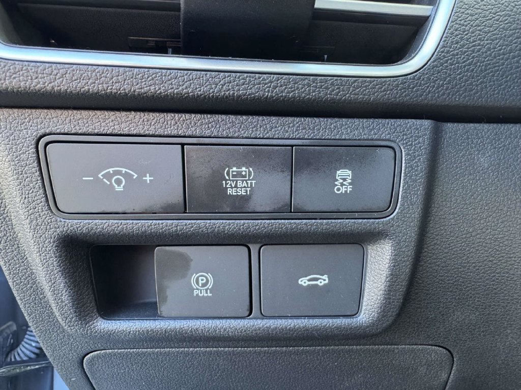 Used 2025 Hyundai Sonata SEL FWD image 19
