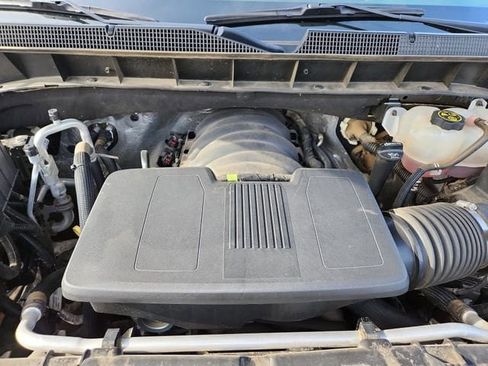 Used 2021 Chevrolet Silverado 1500 LT AWD/4WD image 28