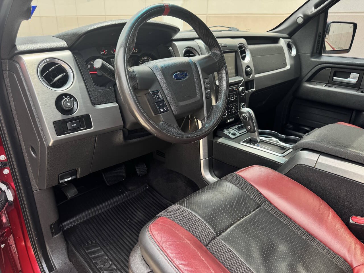 Used 2014 Ford F150 Raptor w/ Equipment Group 801A Luxury AWD/4WD image 10