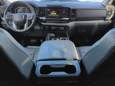 Used 2024 GMC Sierra 1500 Elevation w/ Elevation Premium Package image 12