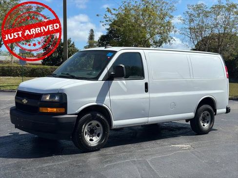 Used 2021 Chevrolet Express 2500 w/ Driver Convenience Package image 2