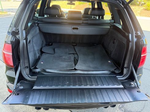 Used 2011 BMW X5 M image 6