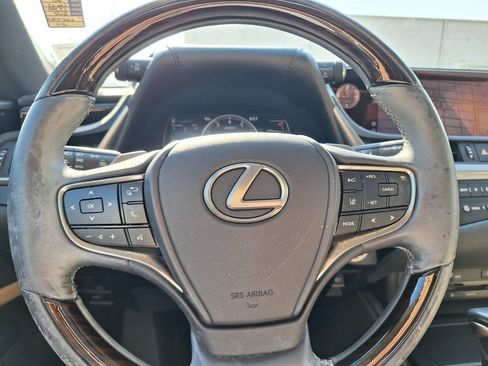 Used 2020 Lexus ES 350 w/ Premium Package FWD image 22