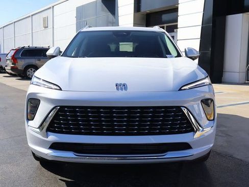 New 2026 Buick Envision Avenir image 2