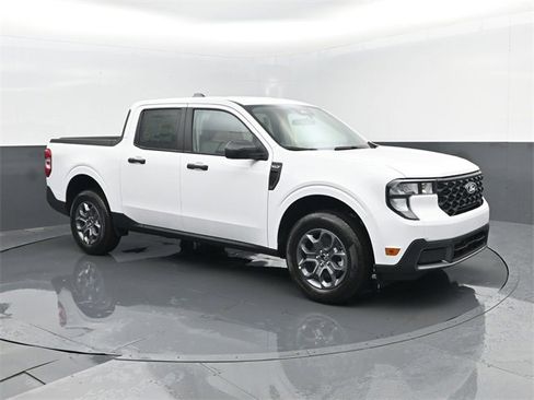 New 2025 Ford Maverick XLT w/ Equipment Group 302A image 3