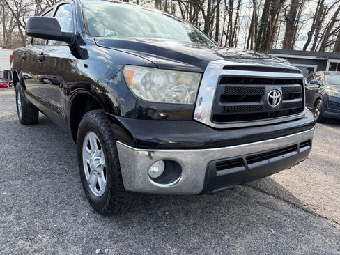 Used 2011 Toyota Tundra SR5 w/ Tow Pkg image 1