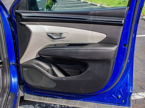 Used 2022 Hyundai Tucson Limited w/ Cargo Package AWD/4WD image 19