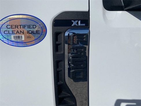 New 2026 Ford F350 XL w/ XL Chrome Package image 7