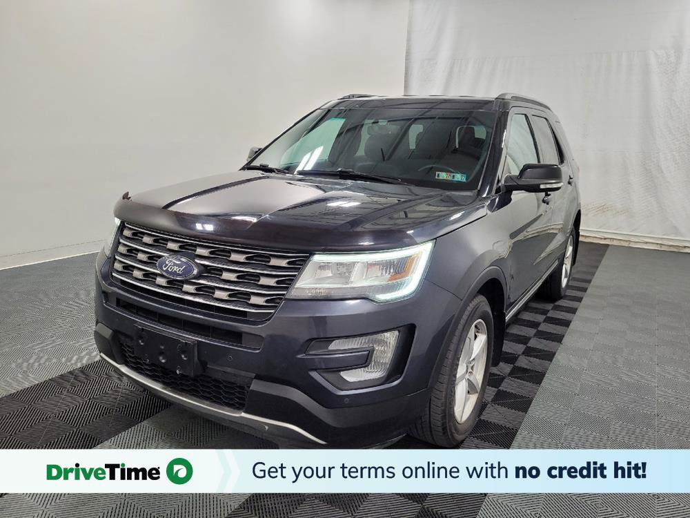 Used 2017 Ford Explorer XLT w/ Equipment Group 202A AWD/4WD image 1