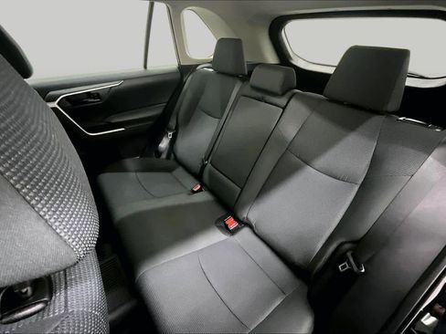 Used 2023 Toyota RAV4 LE FWD image 21