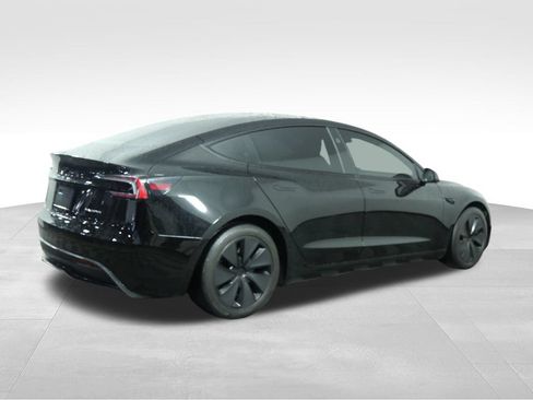 Used 2025 Tesla Model 3 Long Range AWD/4WD image 10