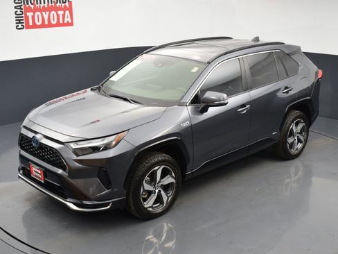 Used 2024 Toyota RAV4 SE w/ Weather & Moonroof Package image 26