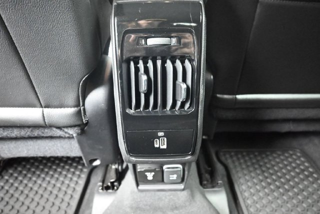 Used 2022 Jeep Compass Trailhawk w/ Trailhawk Convenience Group AWD/4WD image 25