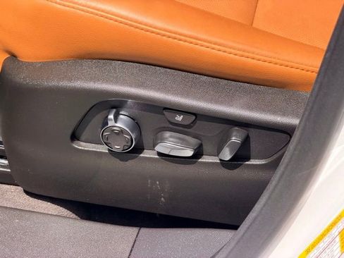 Used 2024 Cadillac XT4 Sport AWD/4WD image 6